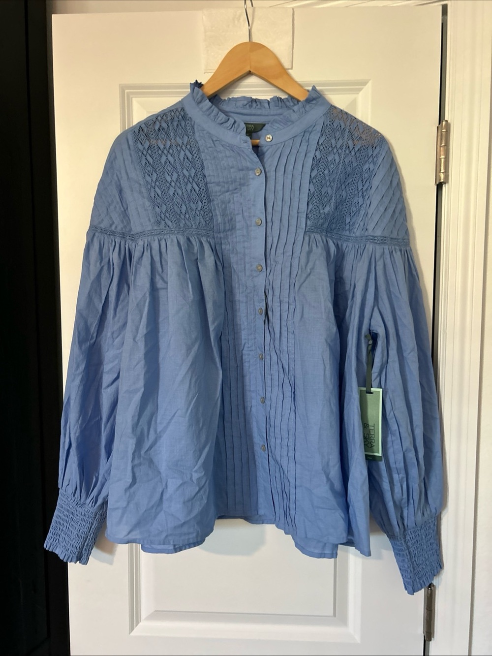 Terra & Sky Lace Inset Blouse- Blue- NWT- Size 2x